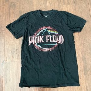 ❤️4 for $28 pink floyd tee